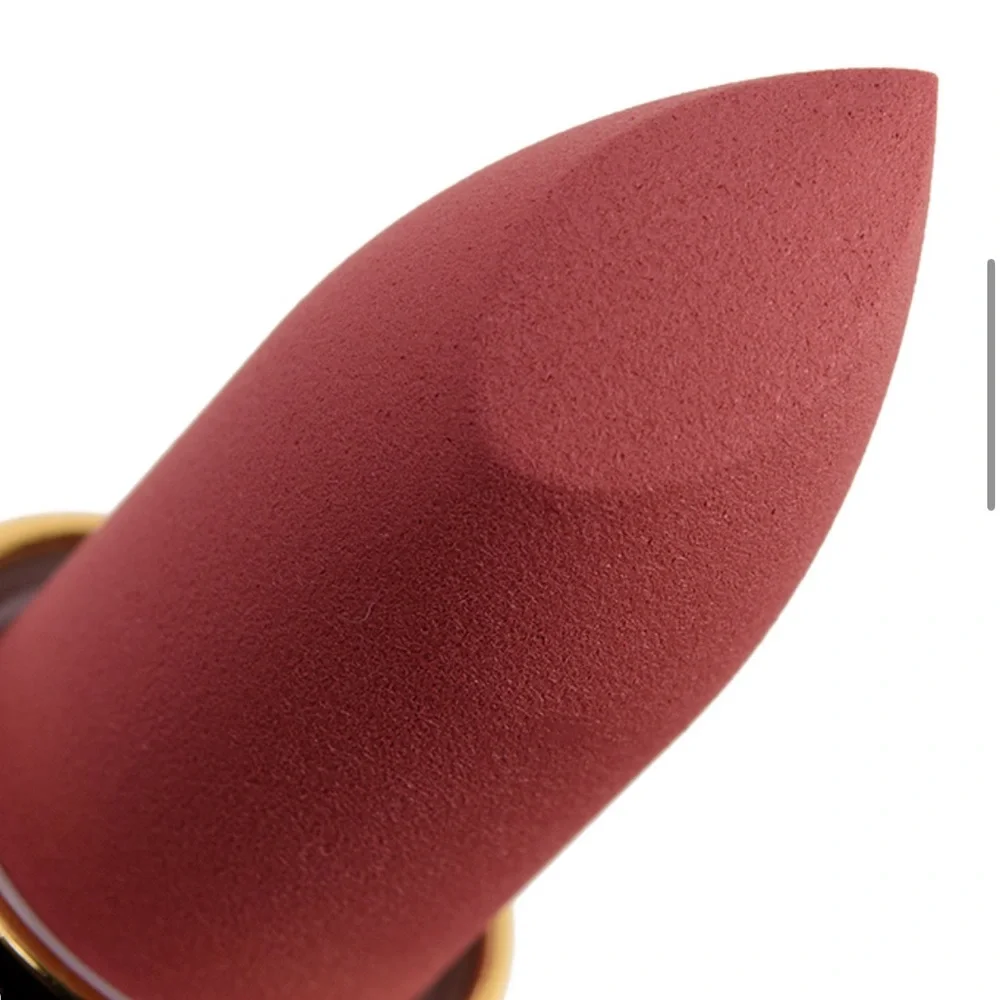 🌙🐻Pat McGrath Divine Indiscretion Mattetrance Lipstick